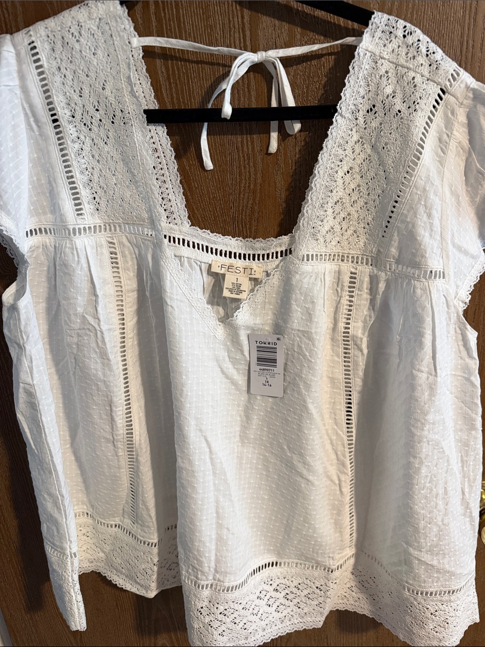 torrid White Swiss Dot Lace Peasant Blouse - Picture 5 of 8